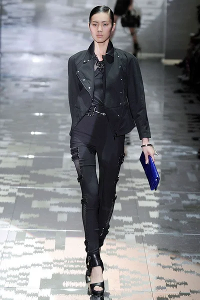 Look 31